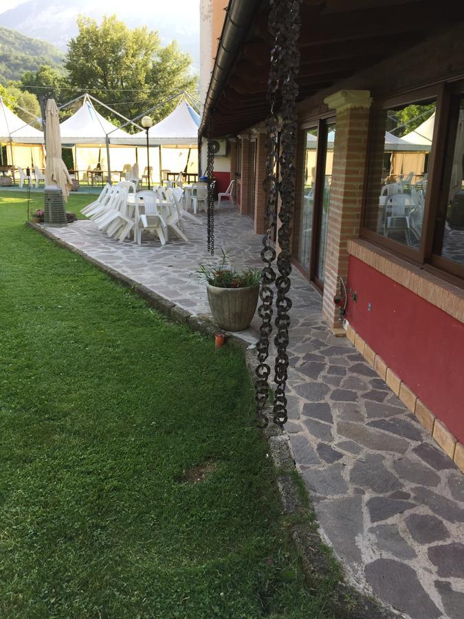 Hotel River Civitella Roveto Exterior foto