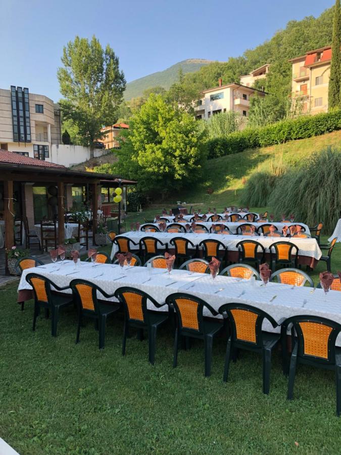Hotel River Civitella Roveto Exterior foto